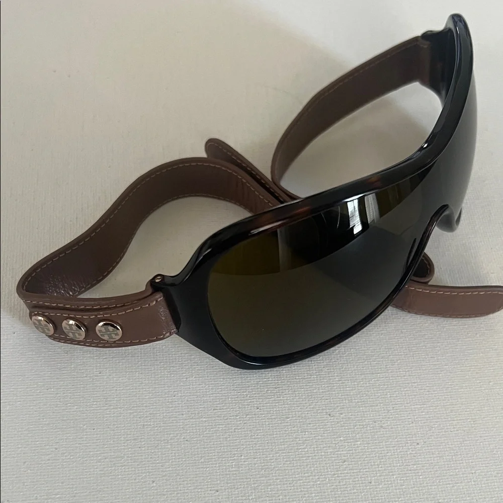 Tory Burch Orange Saffiano Case with Brown Frameless Sunglasses